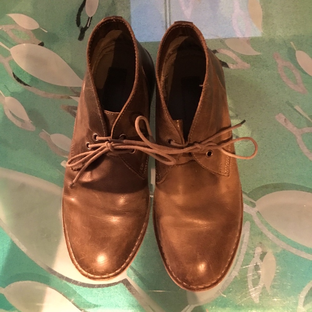 Michael Shannon Brown Chukka Boots with Distressed Leather